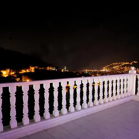 Vilă Etu Ultra Lux Mustakil Villalar *